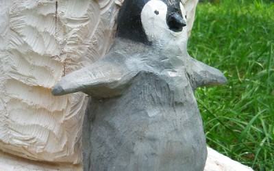 Emperor Penguin and baby wood carving